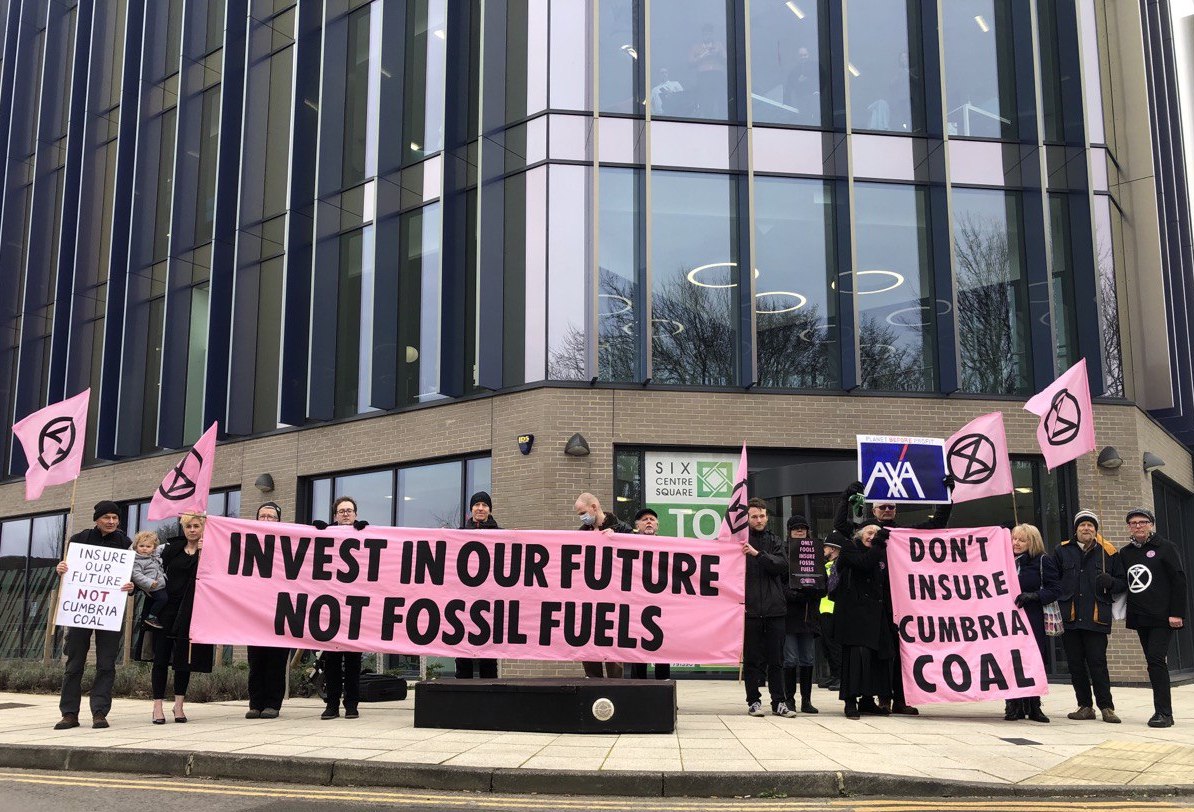 Extinction Rebellion protest in solidarity with climate and human ...