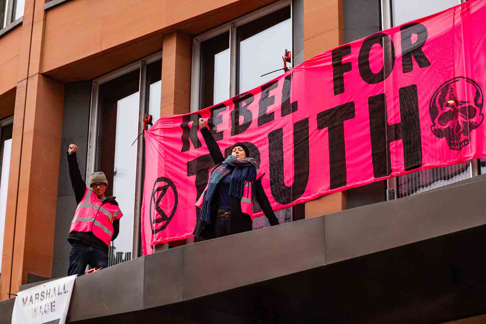 Extinction Rebellion blockades offices of fossil fuel hedge fund Marshall  Wace and its puppet TV station GB News - Extinction Rebellion UK